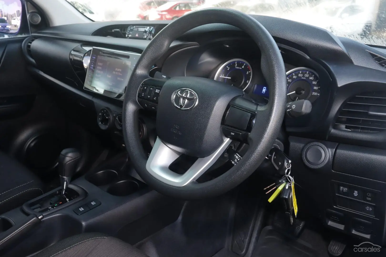 2019 Toyota Hilux Image 7