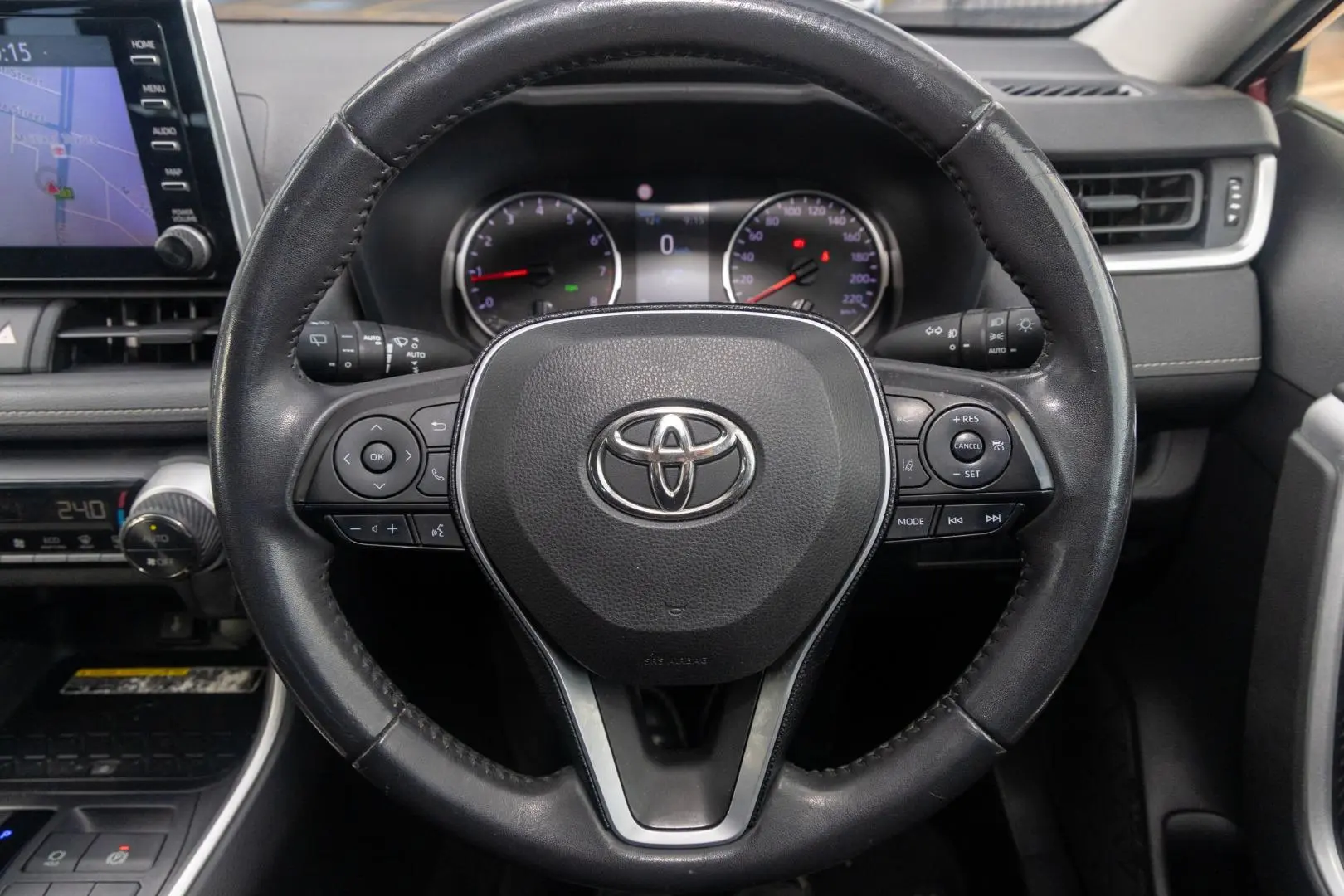 2020 Toyota RAV4 Gallery Image 10