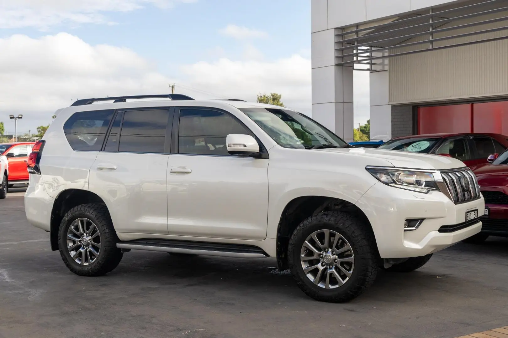 2019 Toyota Landcruiser Prado Gallery Image 3