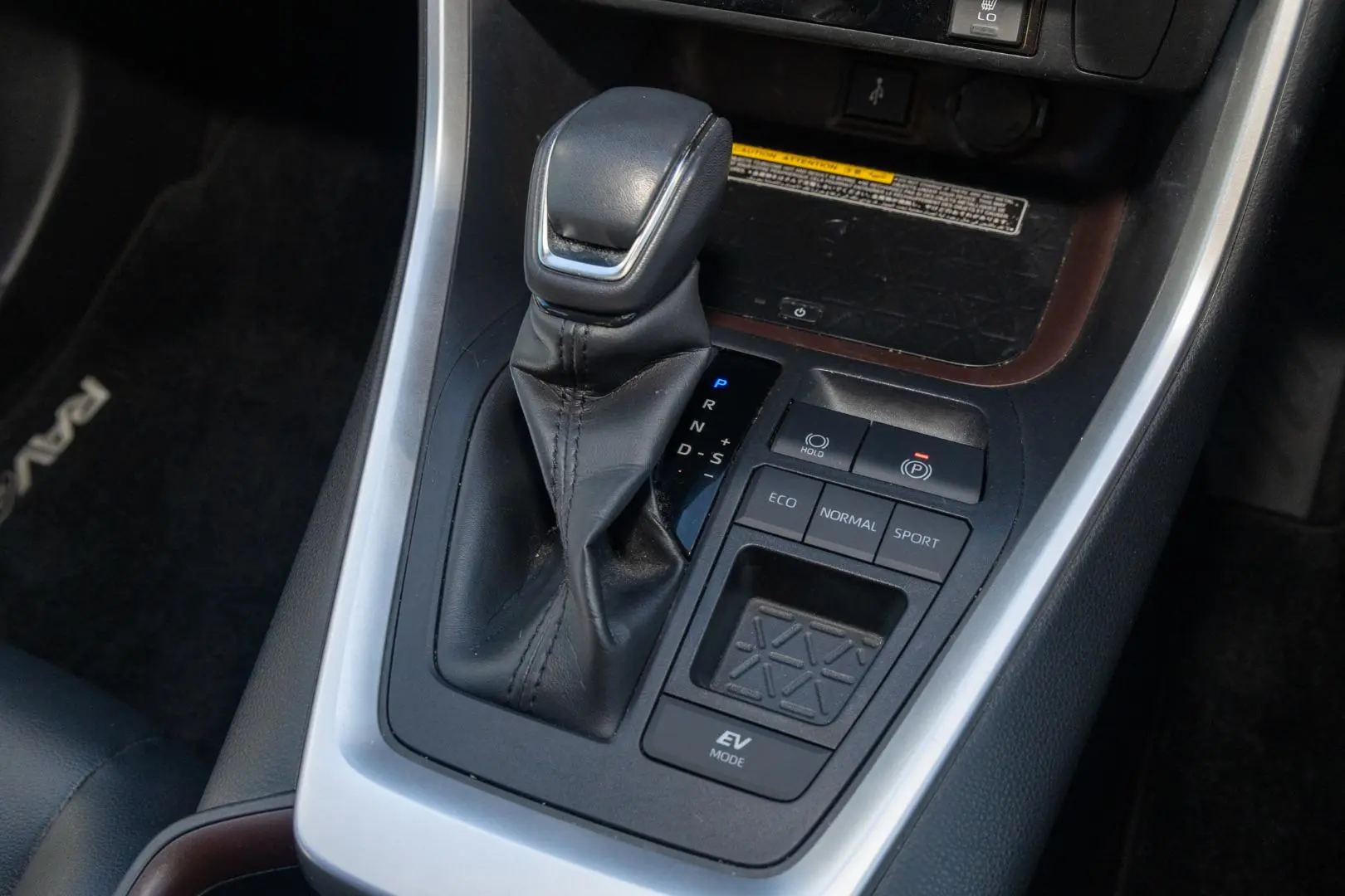 2021 Toyota RAV4 Gallery Image 18