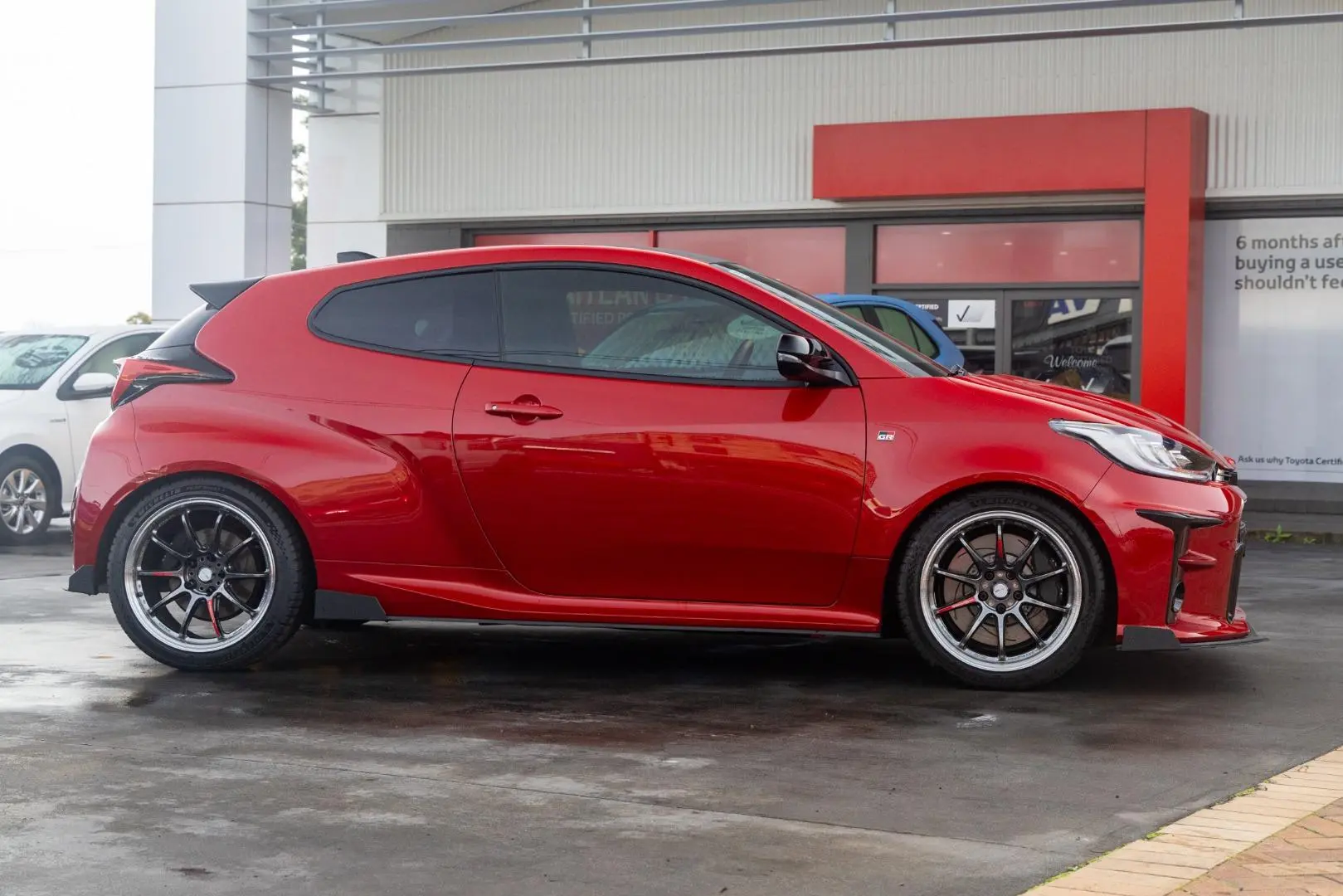 2021 Toyota Yaris Gallery Image 3