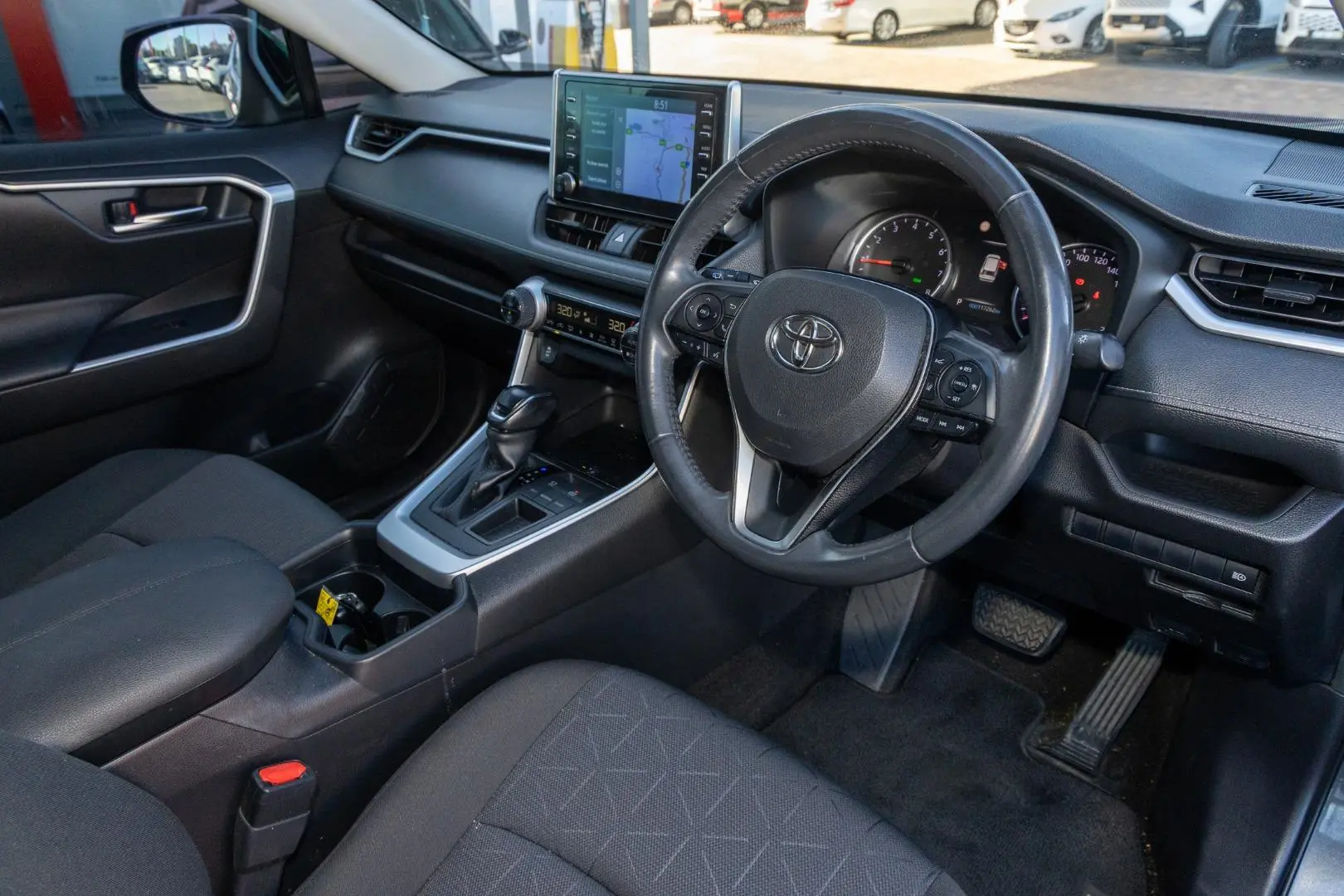 2020 Toyota RAV4 Gallery Image 7