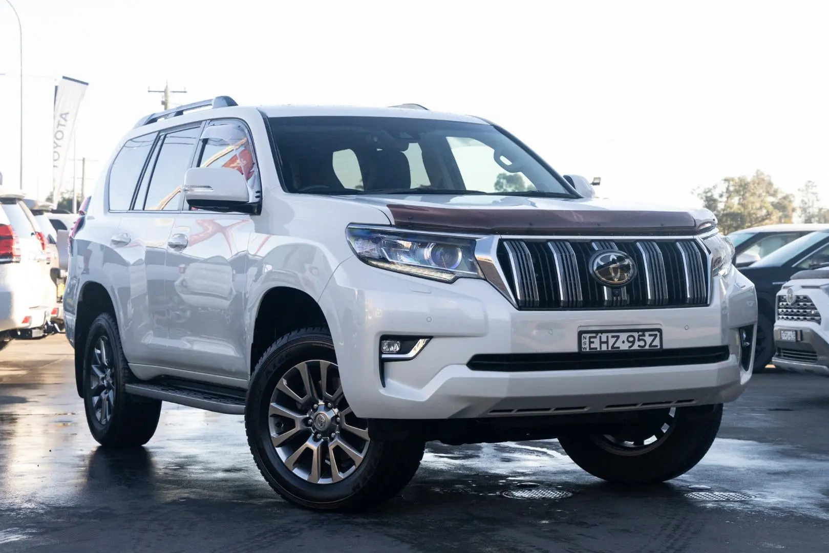 2020 Toyota Landcruiser Prado Gallery Image 1