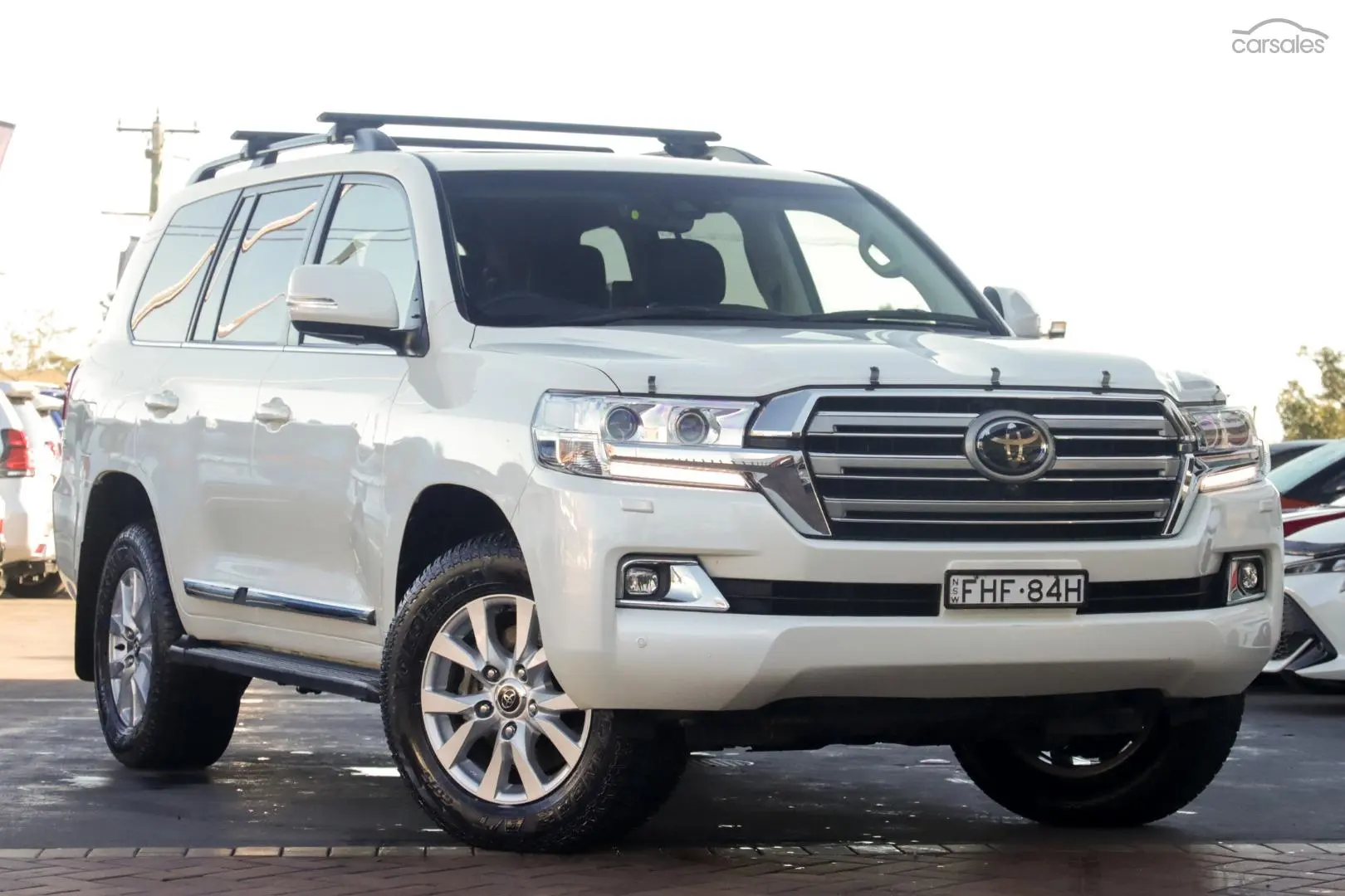 2020 Toyota Landcruiser Image 1