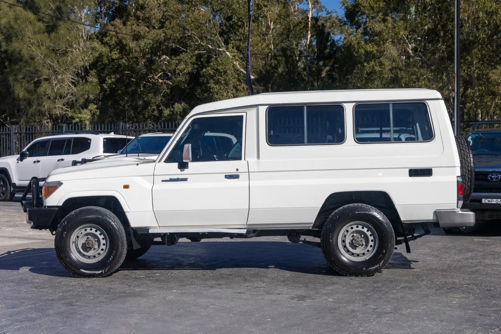 2018 Toyota Landcruiser Gallery Image 3