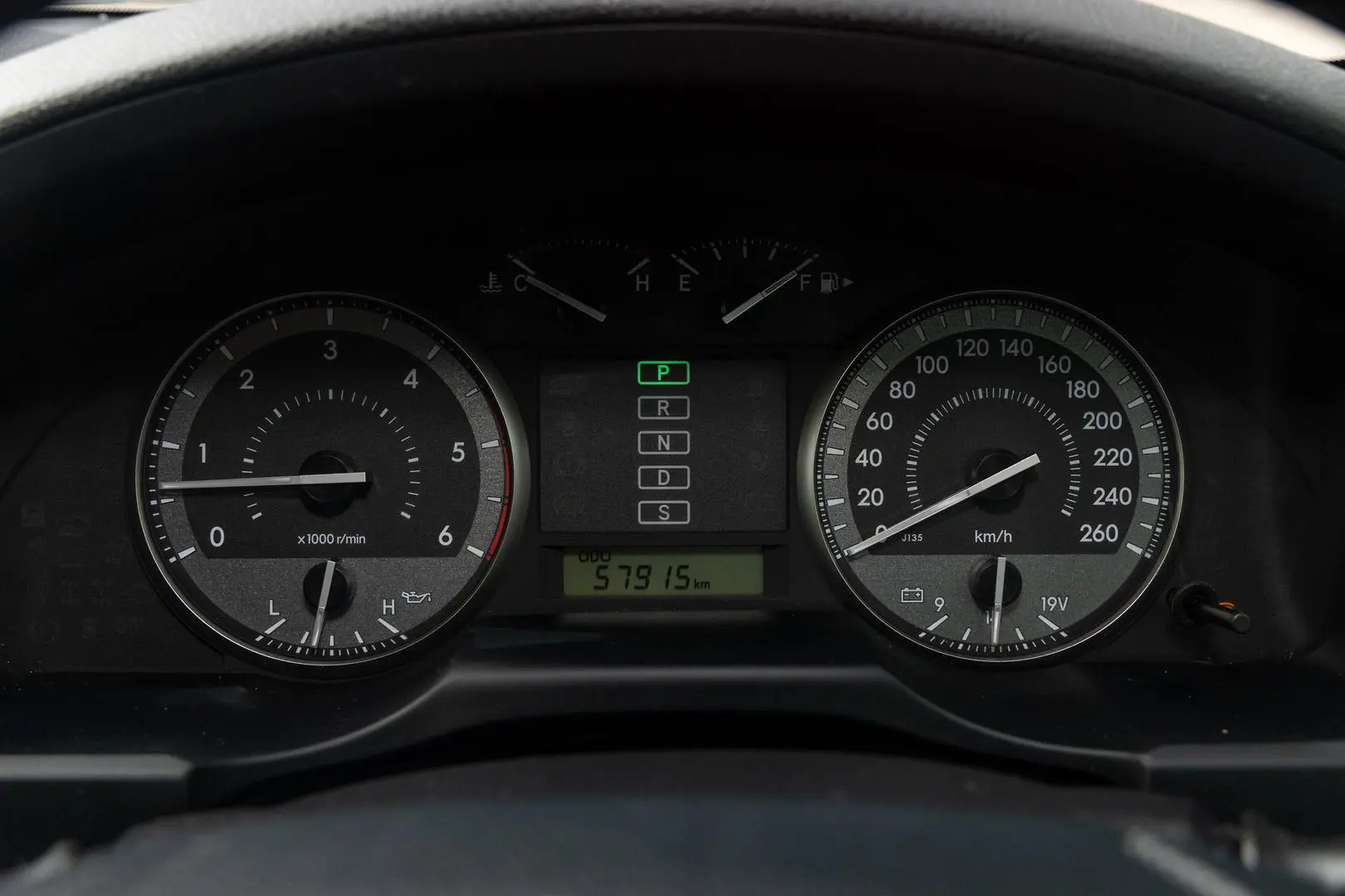 2018 Toyota Landcruiser Gallery Image 13