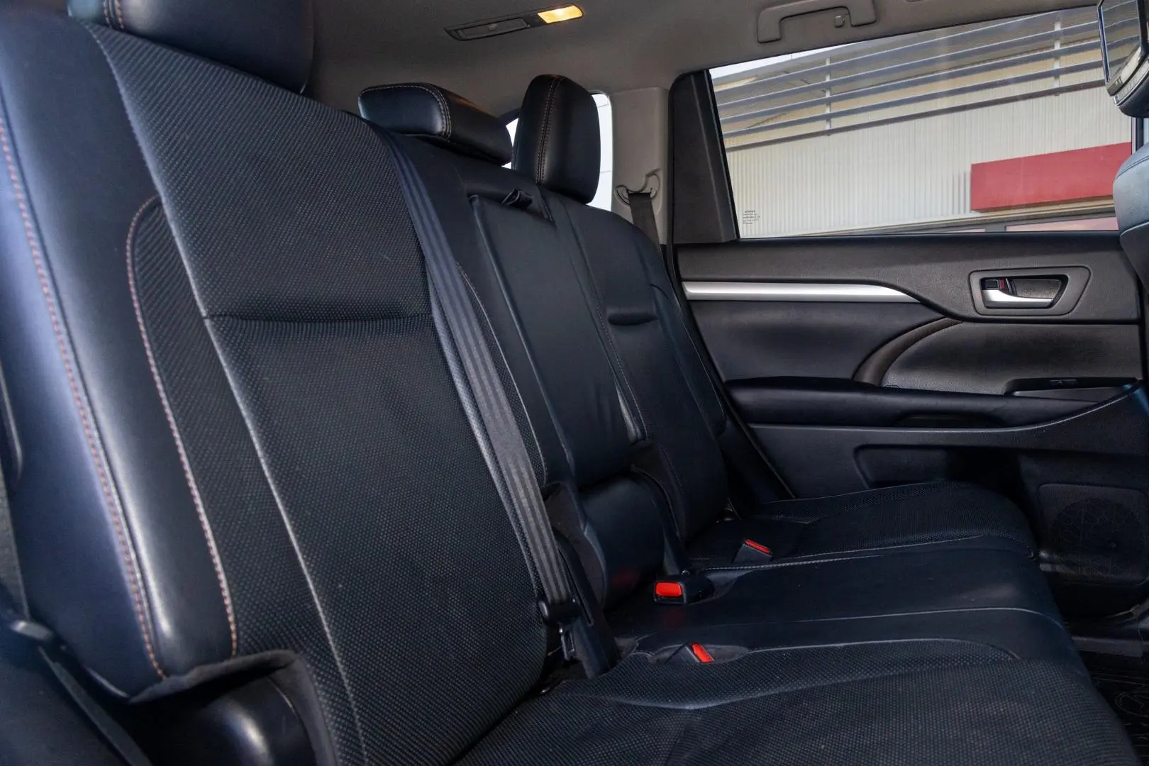 2017 Toyota Kluger Gallery Image 9