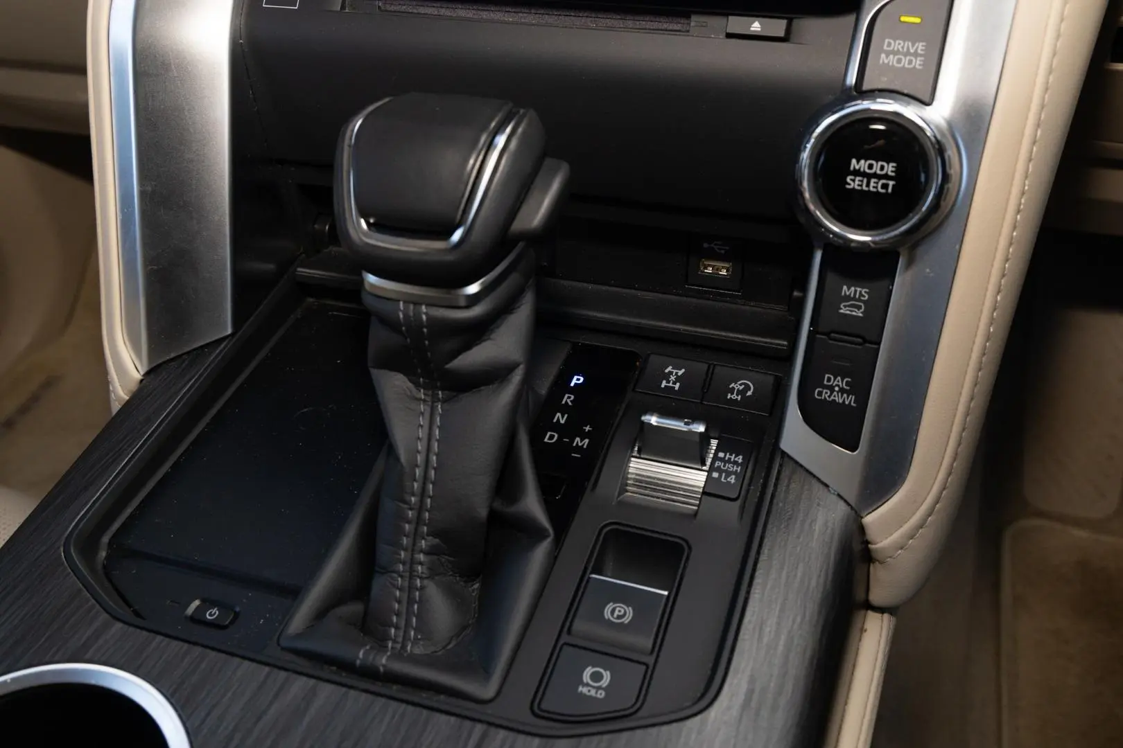 2023 Toyota Landcruiser Gallery Image 18