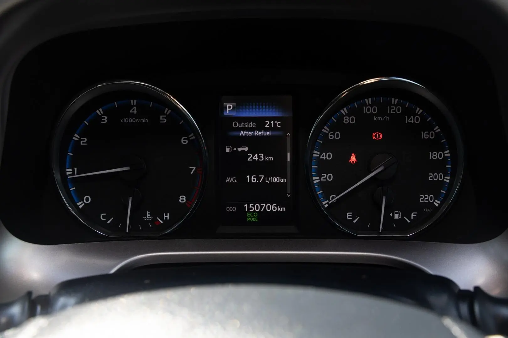 2017 Toyota RAV4 Gallery Image 13