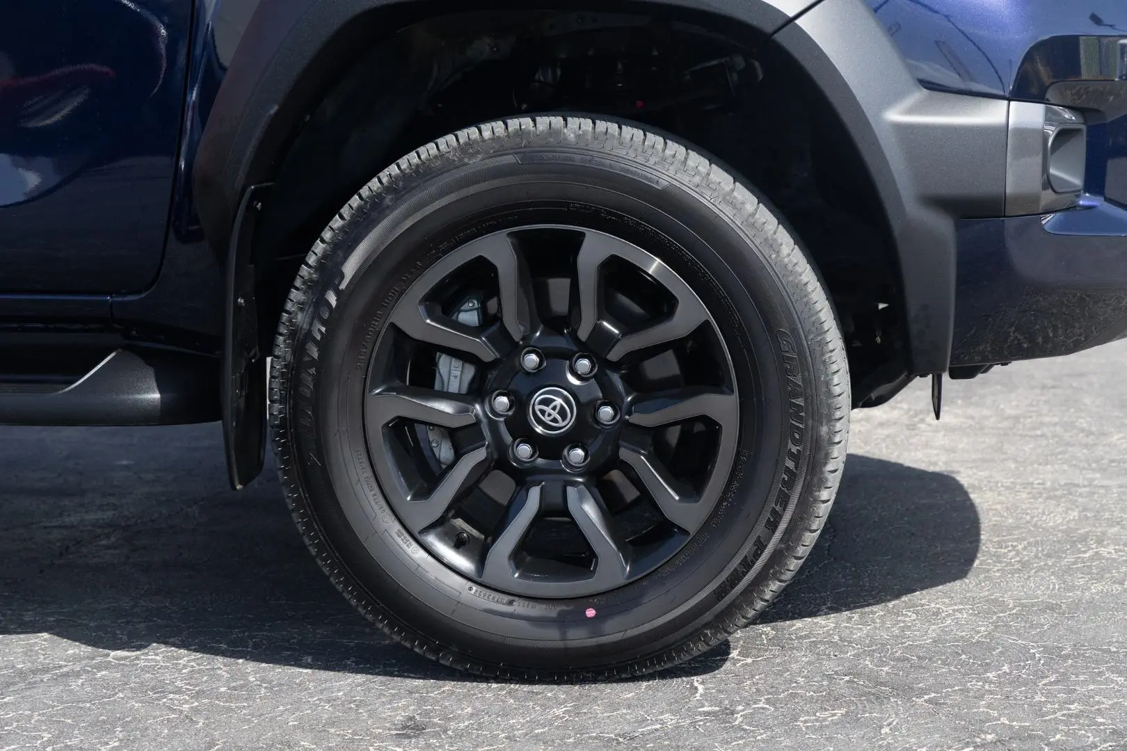 2024 Toyota Hilux Gallery Image 22