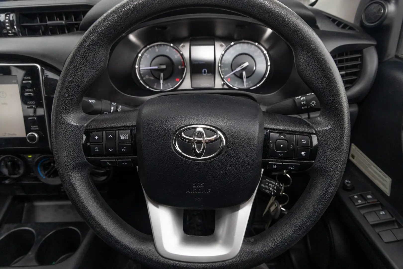 2020 Toyota Hilux Gallery Image 10