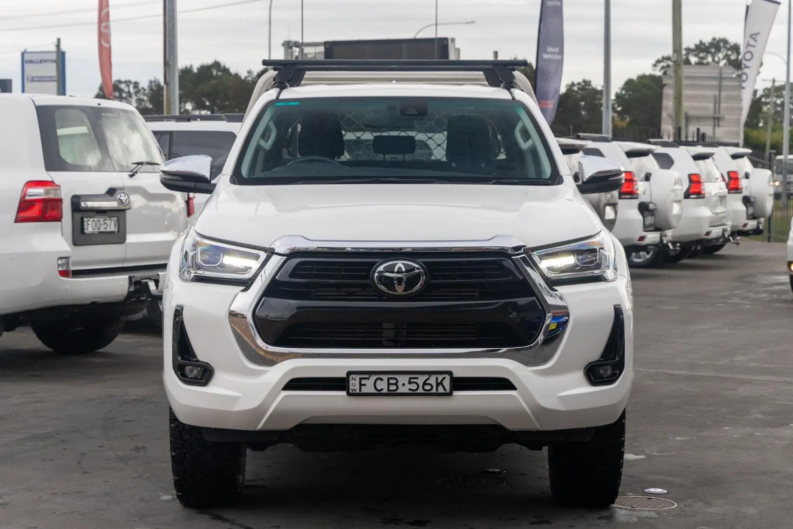 2023 Toyota Hilux Gallery Image 4