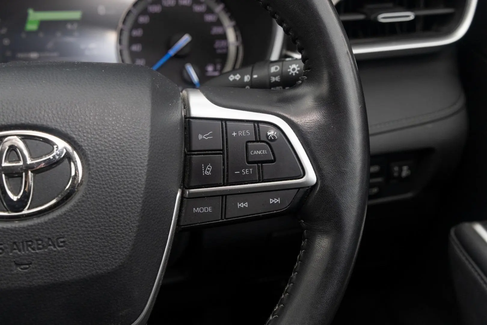 2021 Toyota Kluger Gallery Image 12