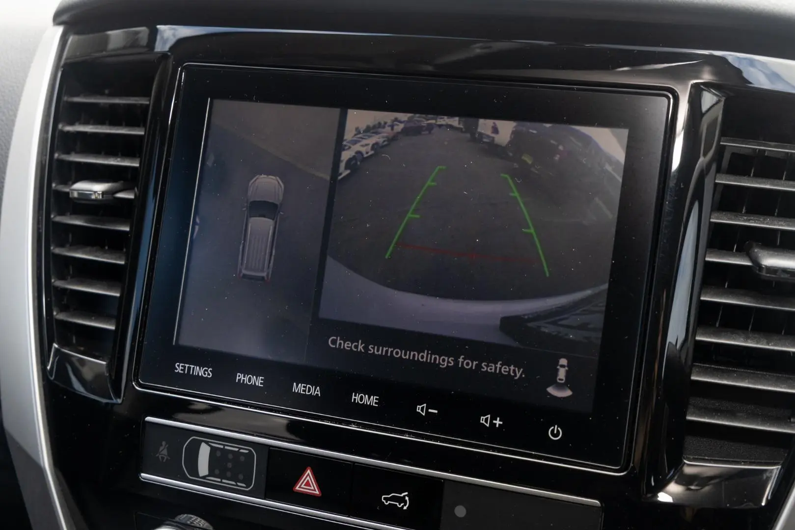 2022 Mitsubishi Pajero Sport Gallery Image 15