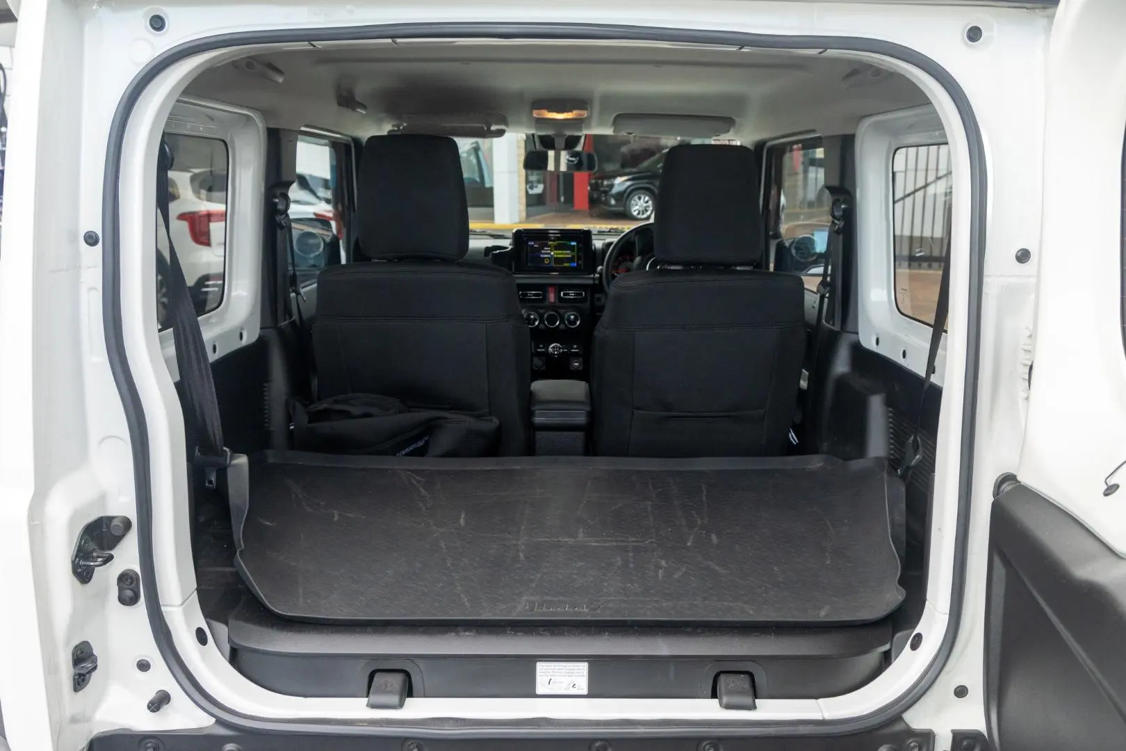 2023 Suzuki Jimny Gallery Image 18