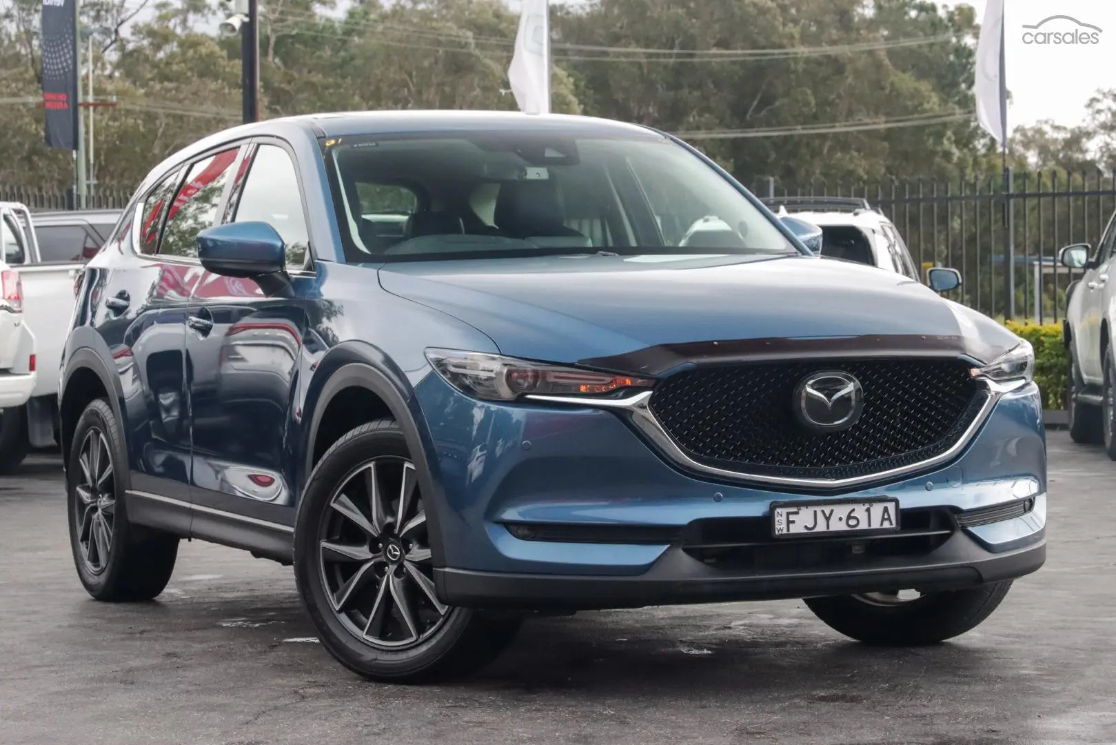 2017 Mazda CX-5 Image 1