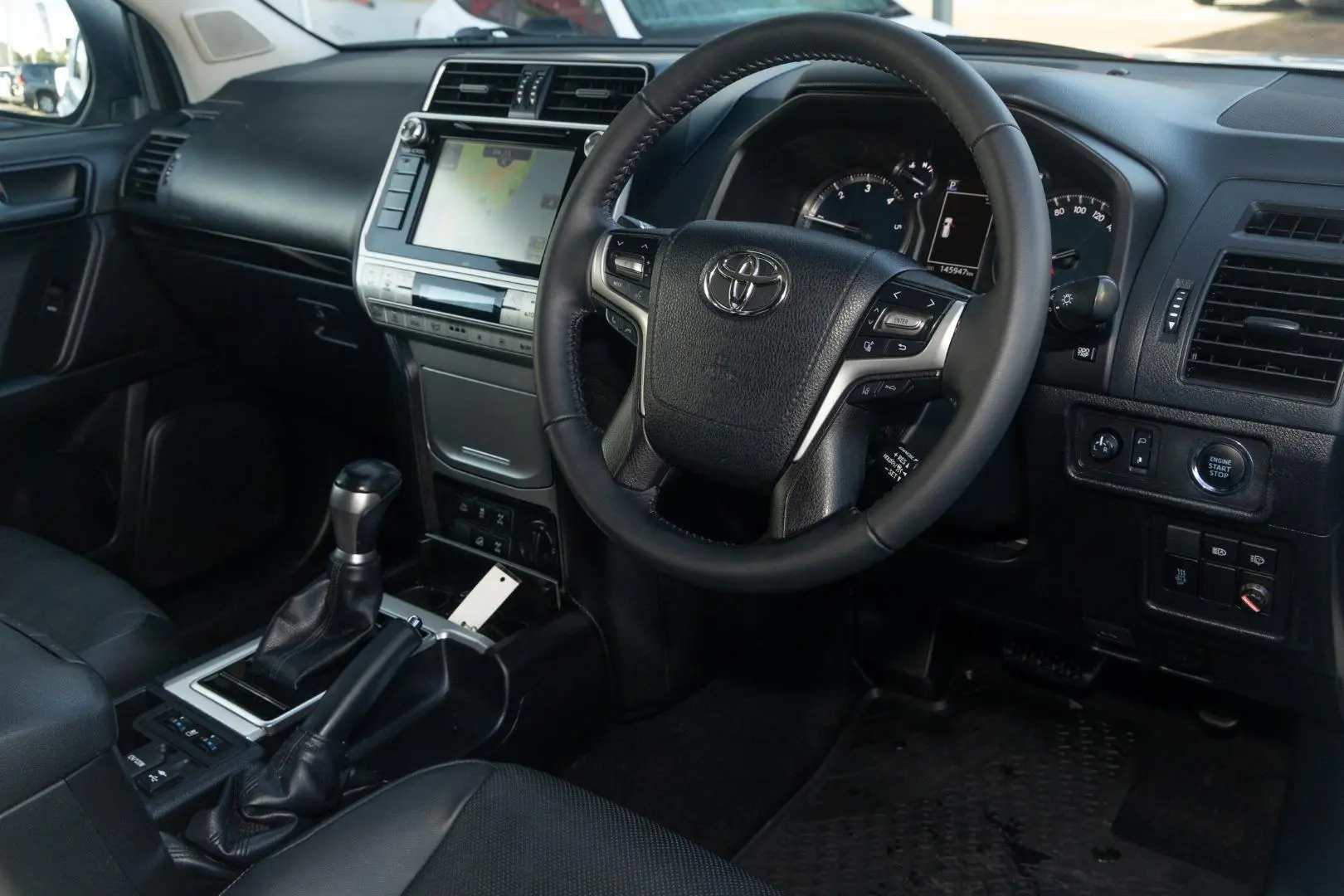 2018 Toyota Landcruiser Prado Gallery Image 7