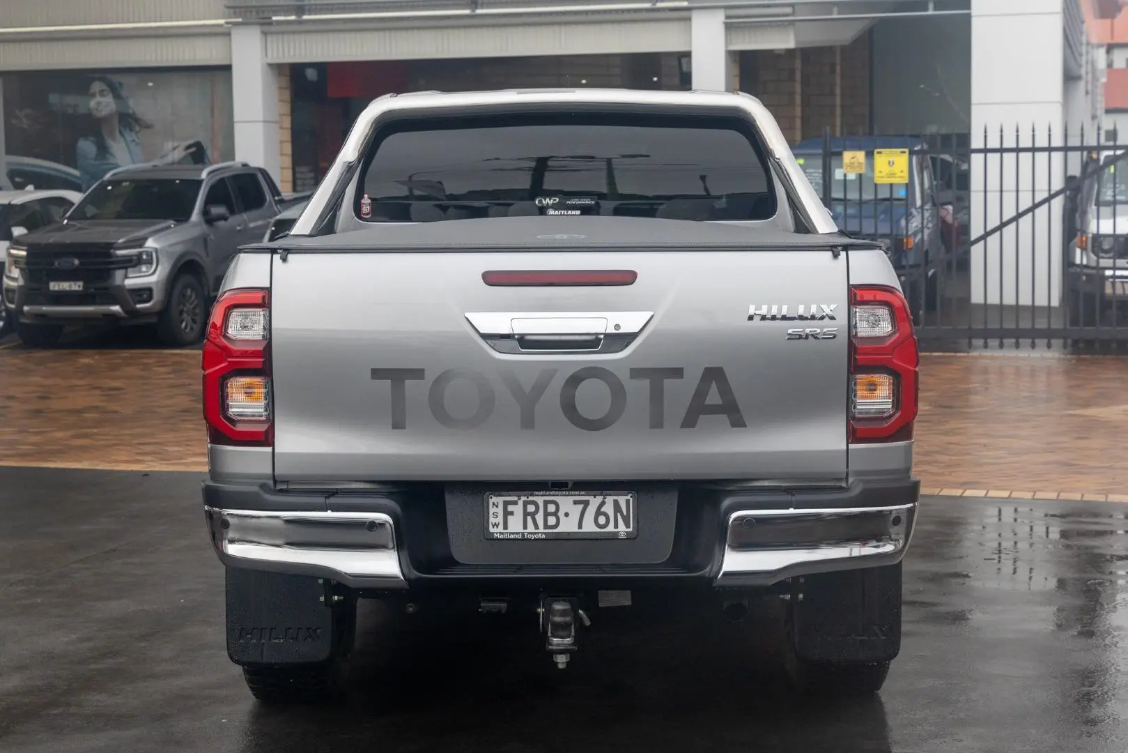 2021 Toyota Hilux Gallery Image 5