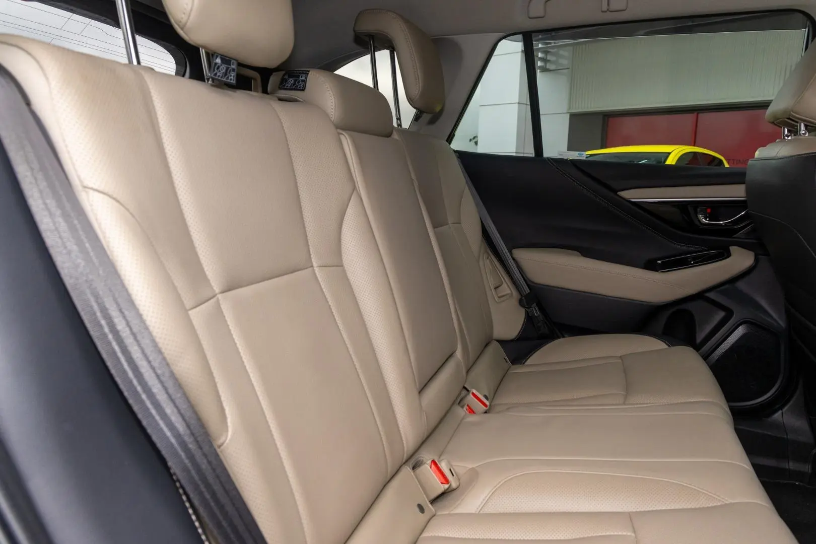 2022 Subaru Outback Gallery Image 9