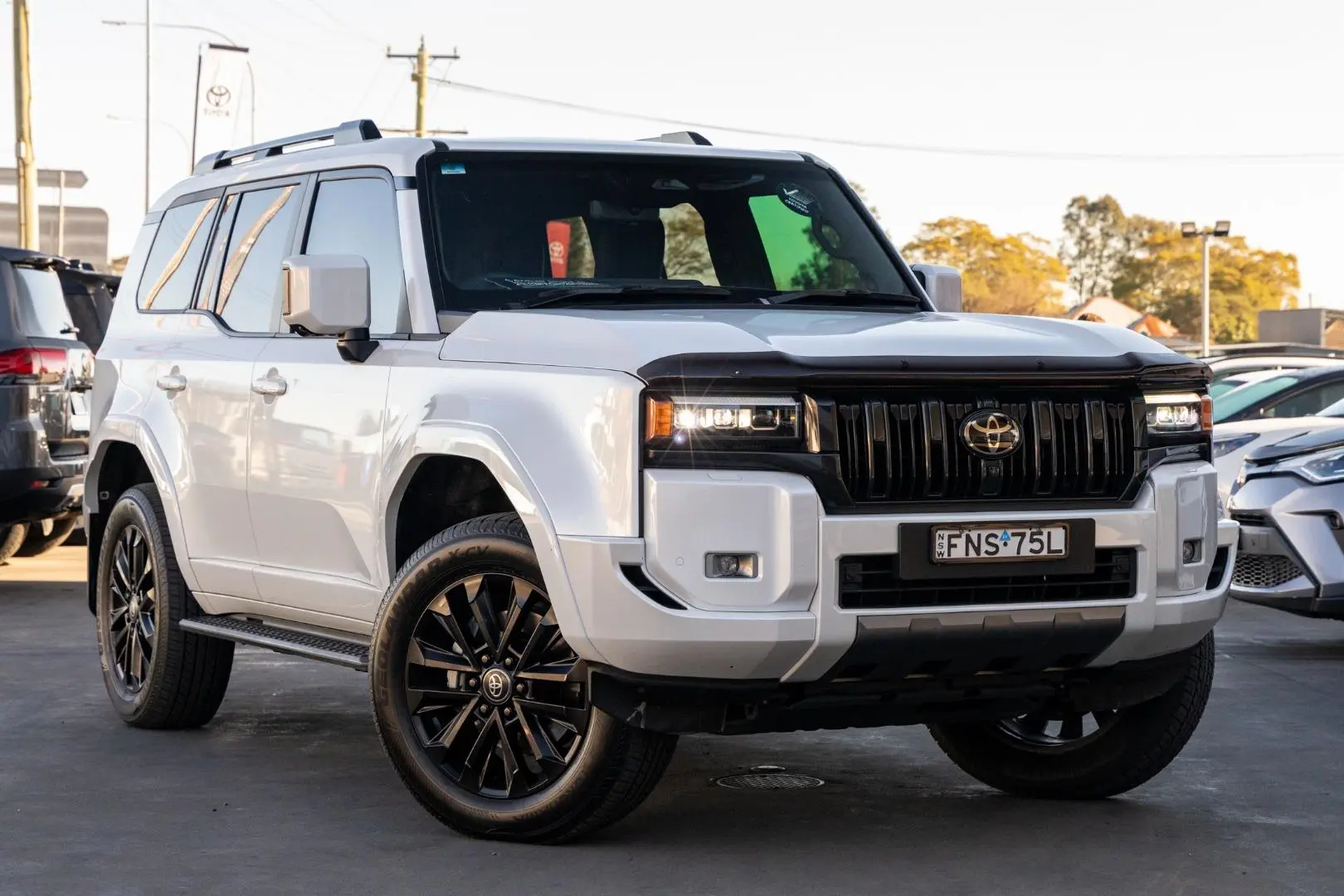 2025 Toyota Landcruiser Prado Gallery Image 1