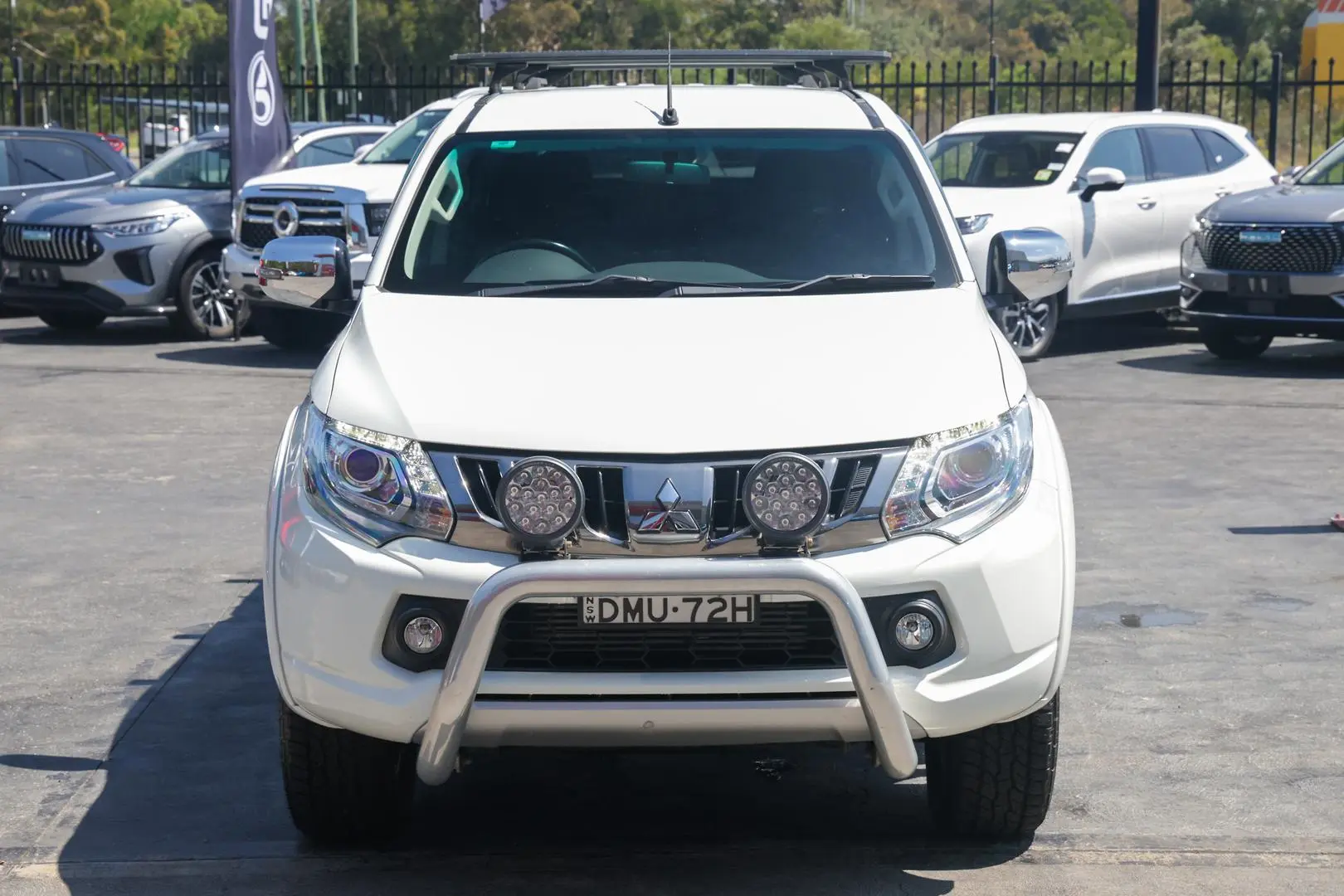 2016 Mitsubishi Triton Gallery Image 4