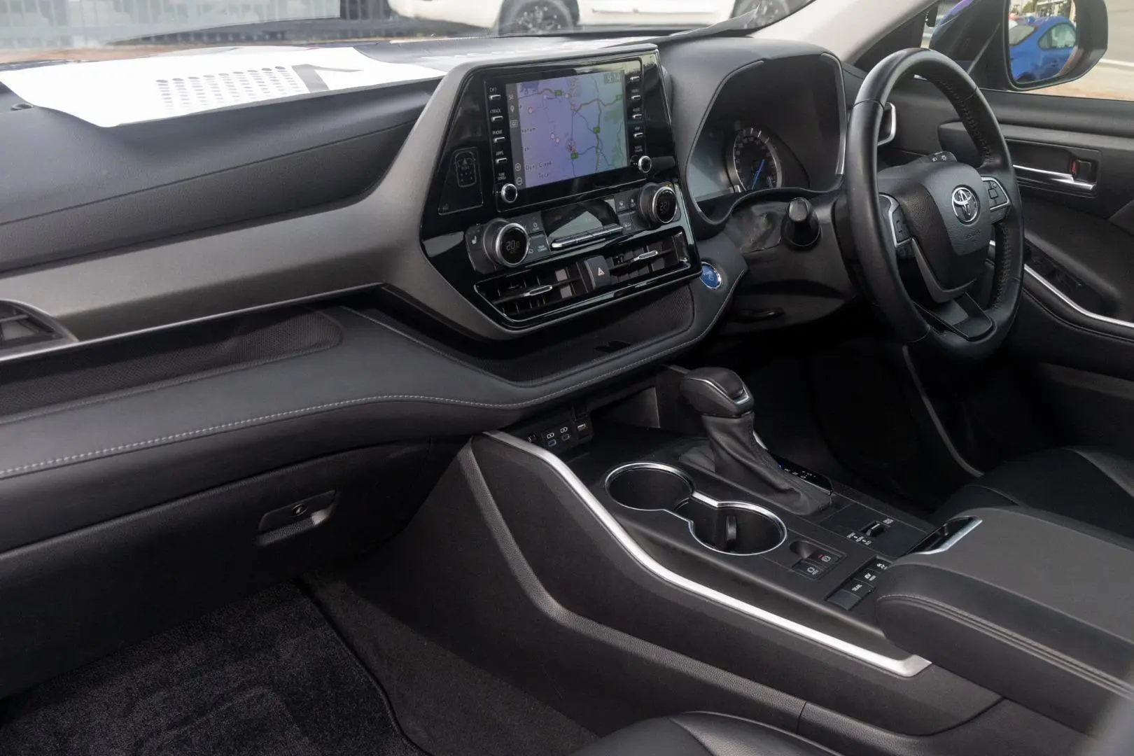 2022 Toyota Kluger Gallery Image 8