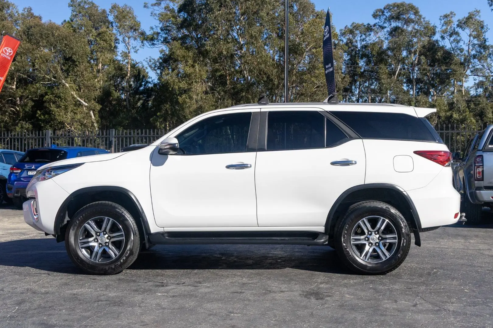 2020 Toyota Fortuner Gallery Image 3