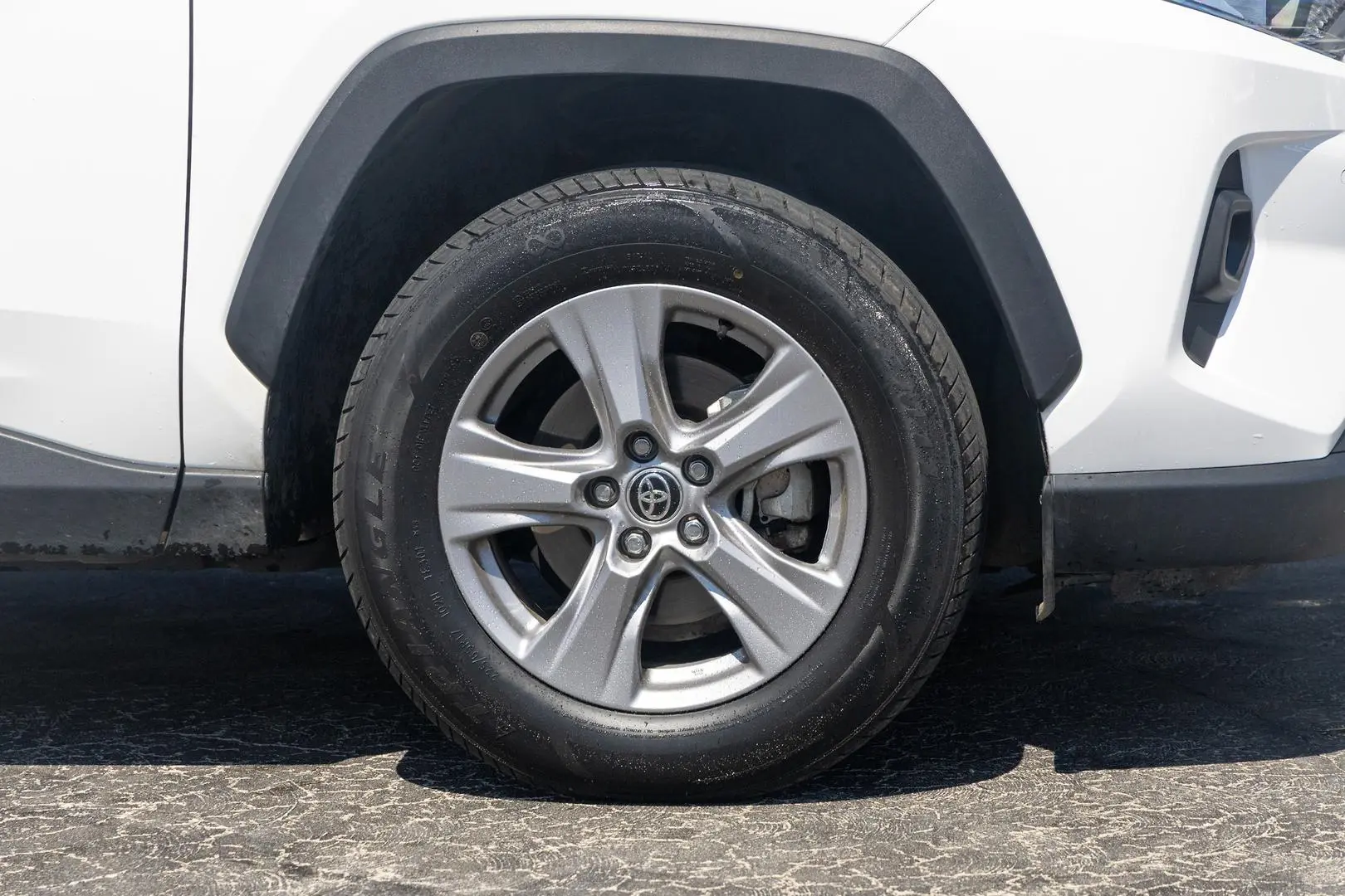 2023 Toyota RAV4 Gallery Image 22