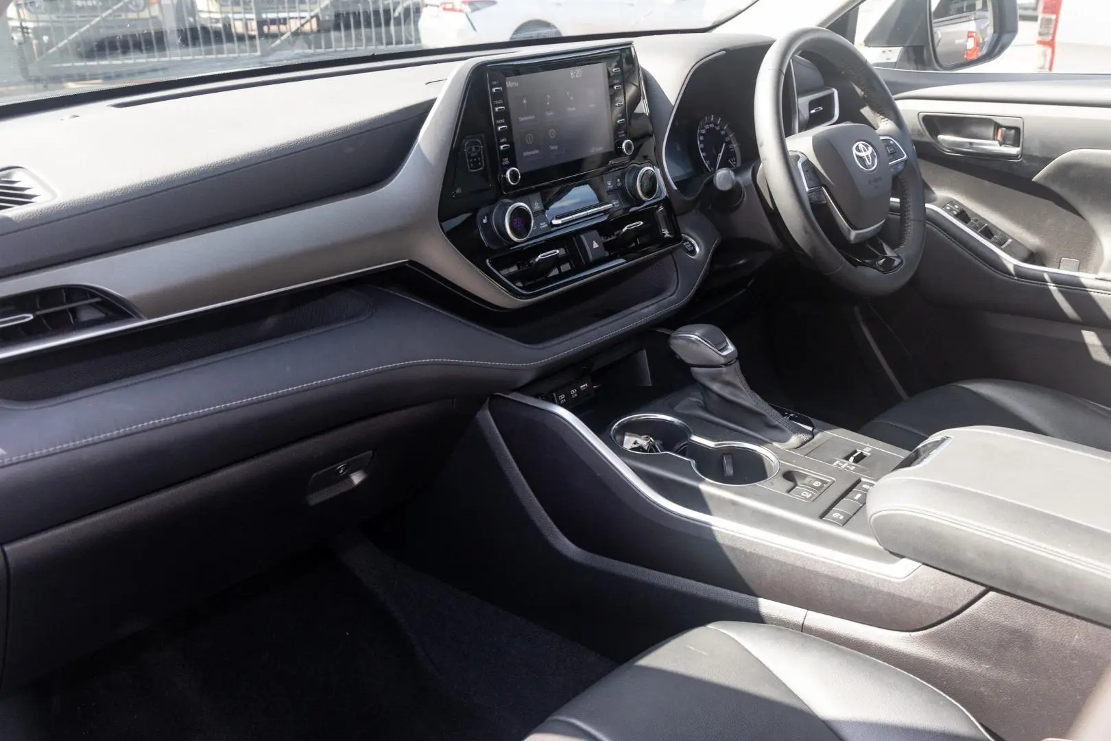 2021 Toyota Kluger Gallery Image 8