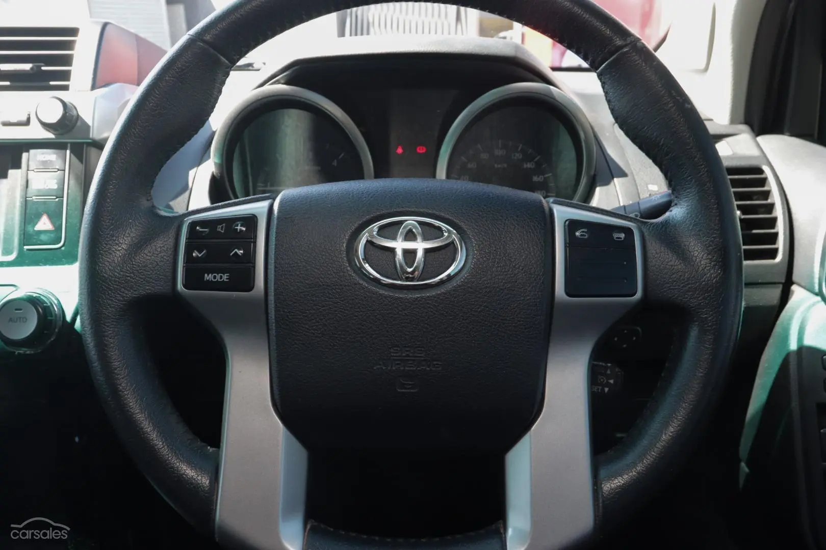 2017 Toyota Landcruiser Prado Image 10