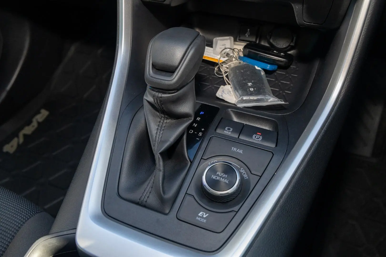 2022 Toyota RAV4 Gallery Image 17