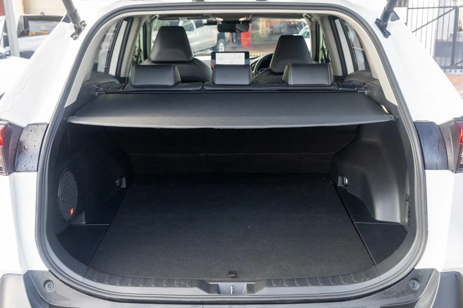 2024 Toyota RAV4 Gallery Image 19