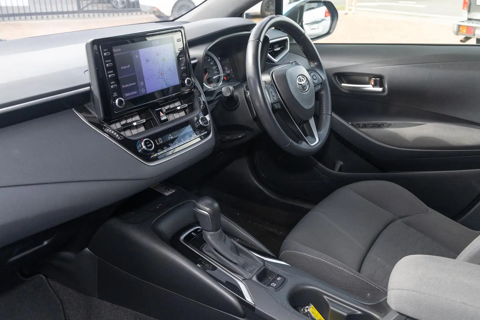 2019 Toyota Corolla Gallery Image 8