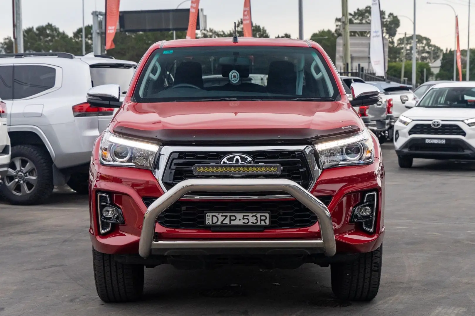 2018 Toyota Hilux Gallery Image 4