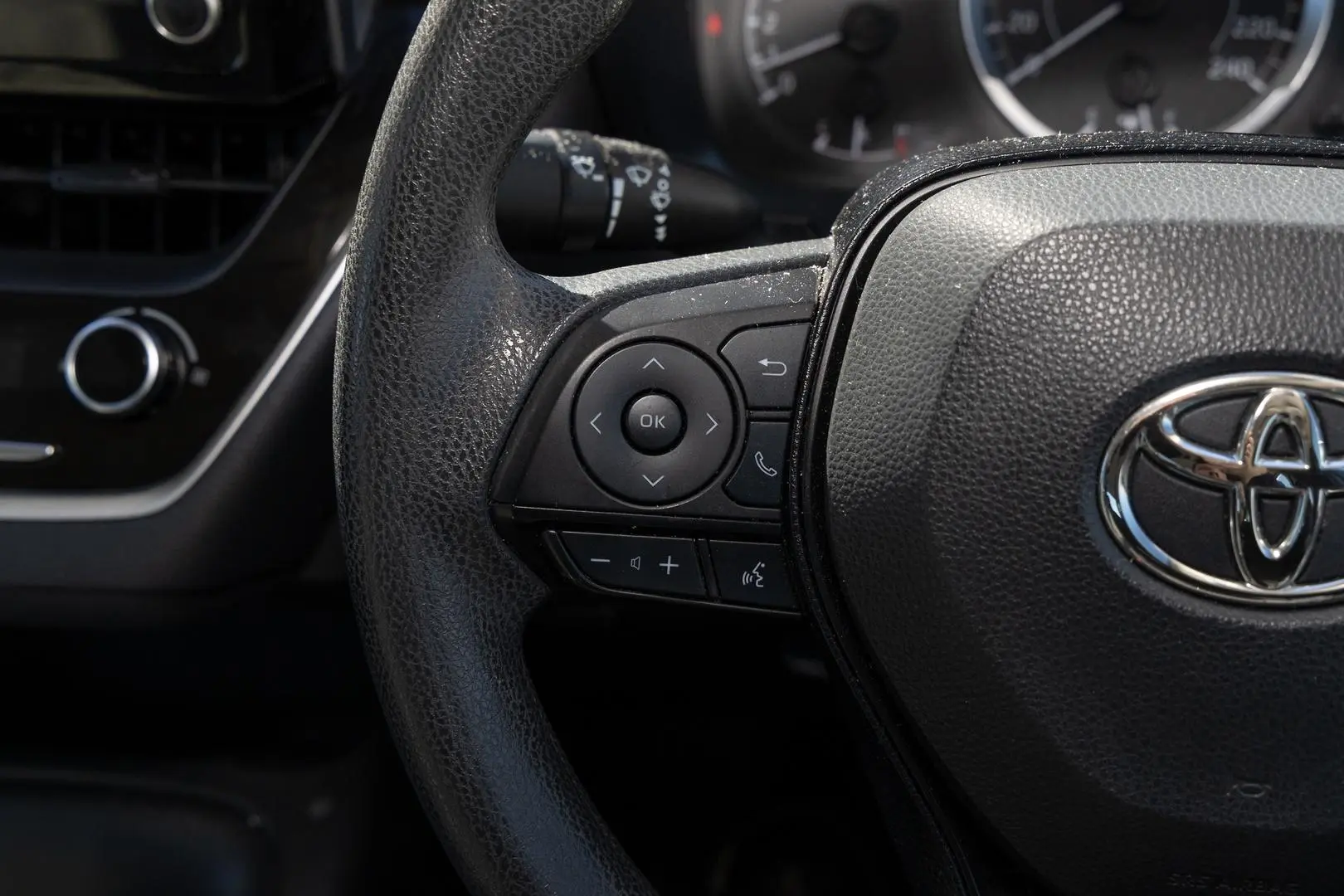 2020 Toyota Corolla Gallery Image 11