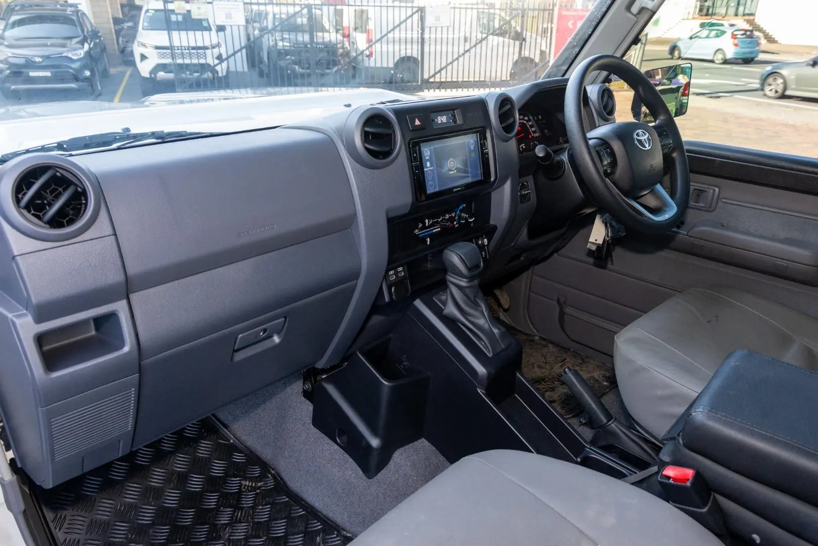 2025 Toyota Landcruiser Gallery Image 8