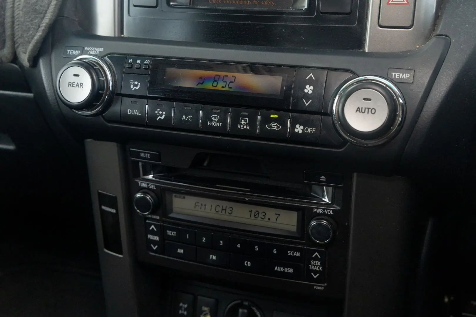 2010 Toyota Landcruiser Prado Gallery Image 16