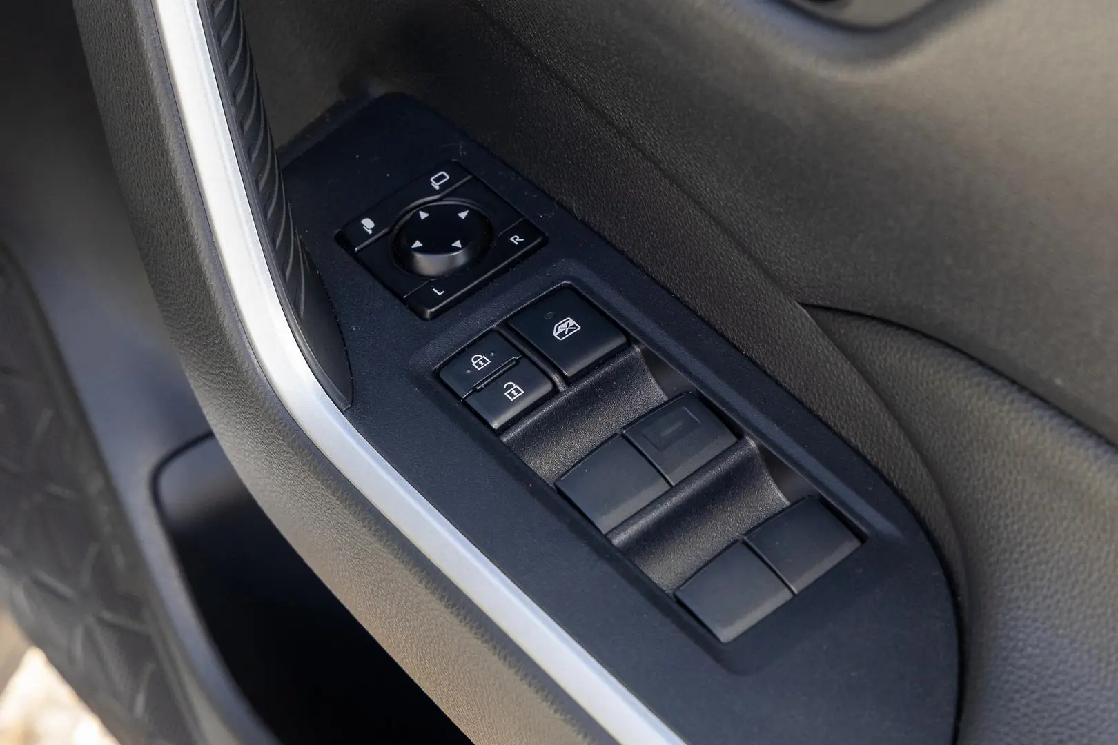 2021 Toyota RAV4 Gallery Image 18