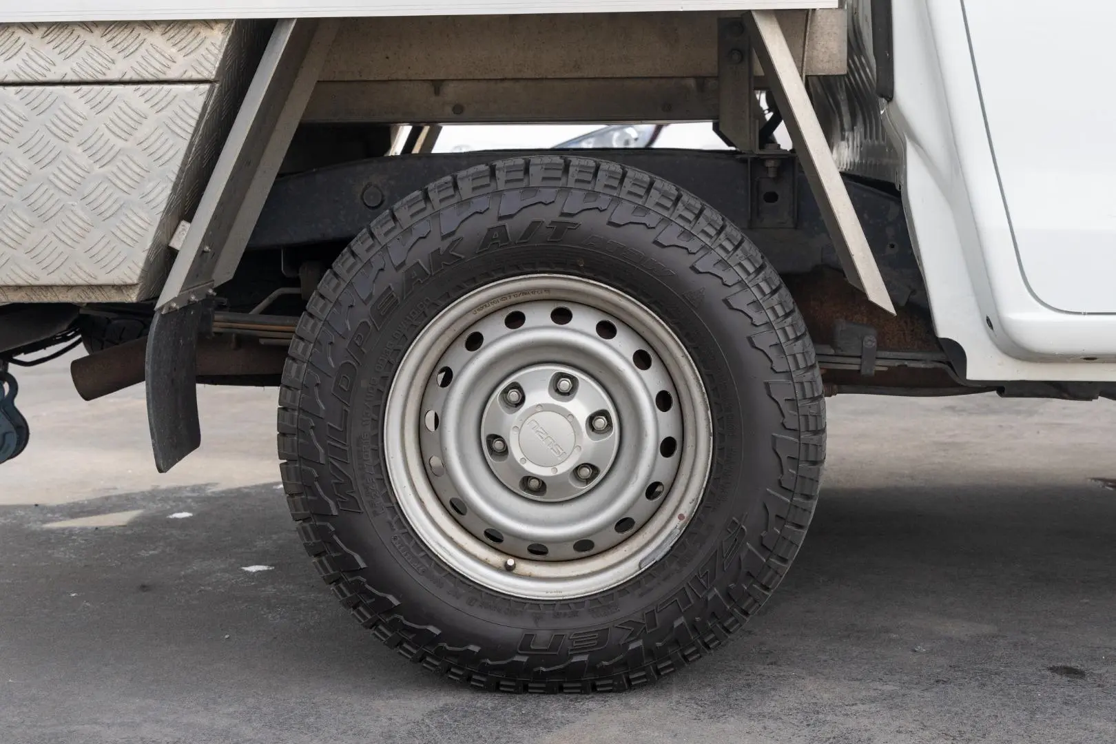 2018 Isuzu D-MAX Gallery Image 23