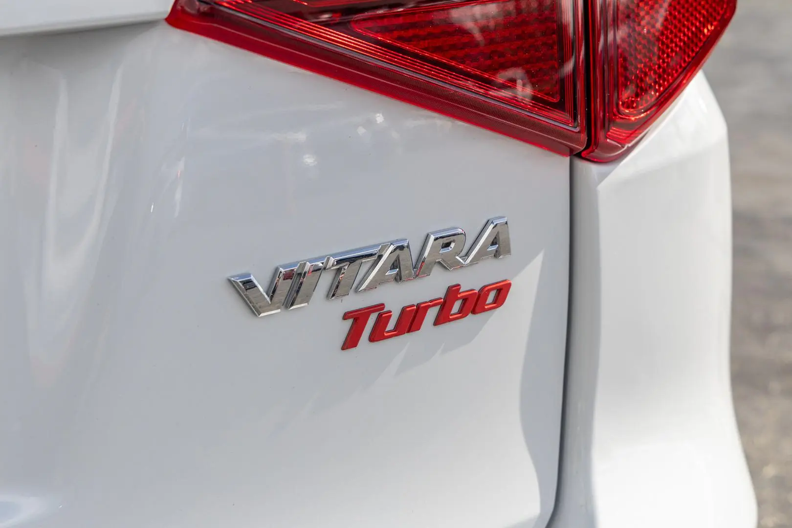 2021 Suzuki Vitara Gallery Image 21
