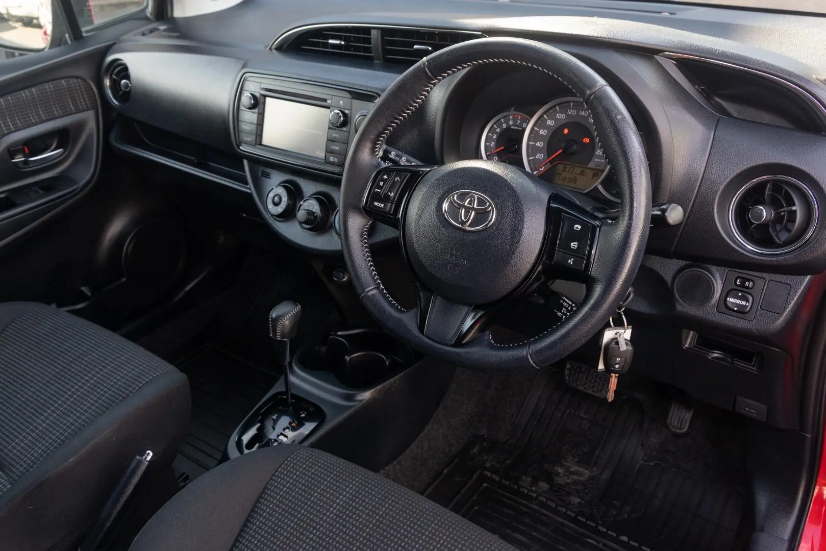 2018 Toyota Yaris Gallery Image 7