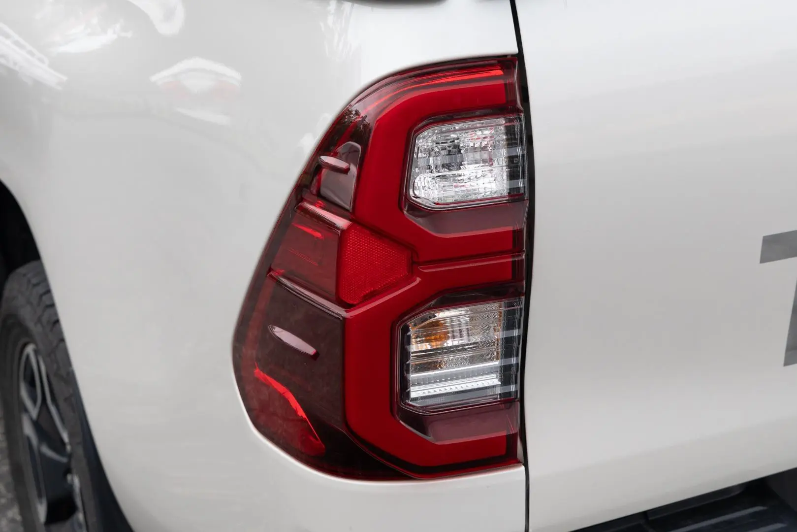 2021 Toyota Hilux Gallery Image 20