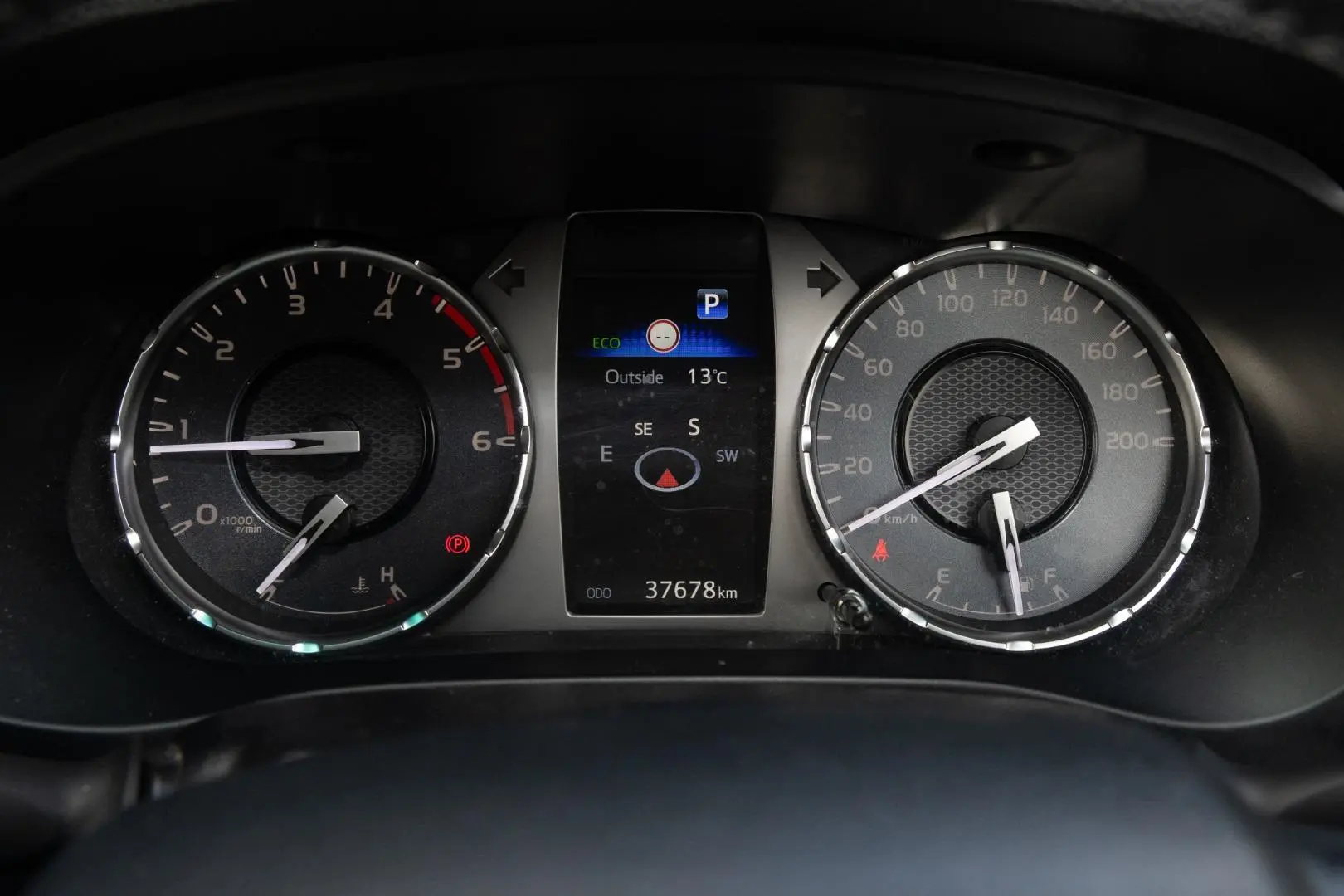 2022 Toyota Hilux Gallery Image 13