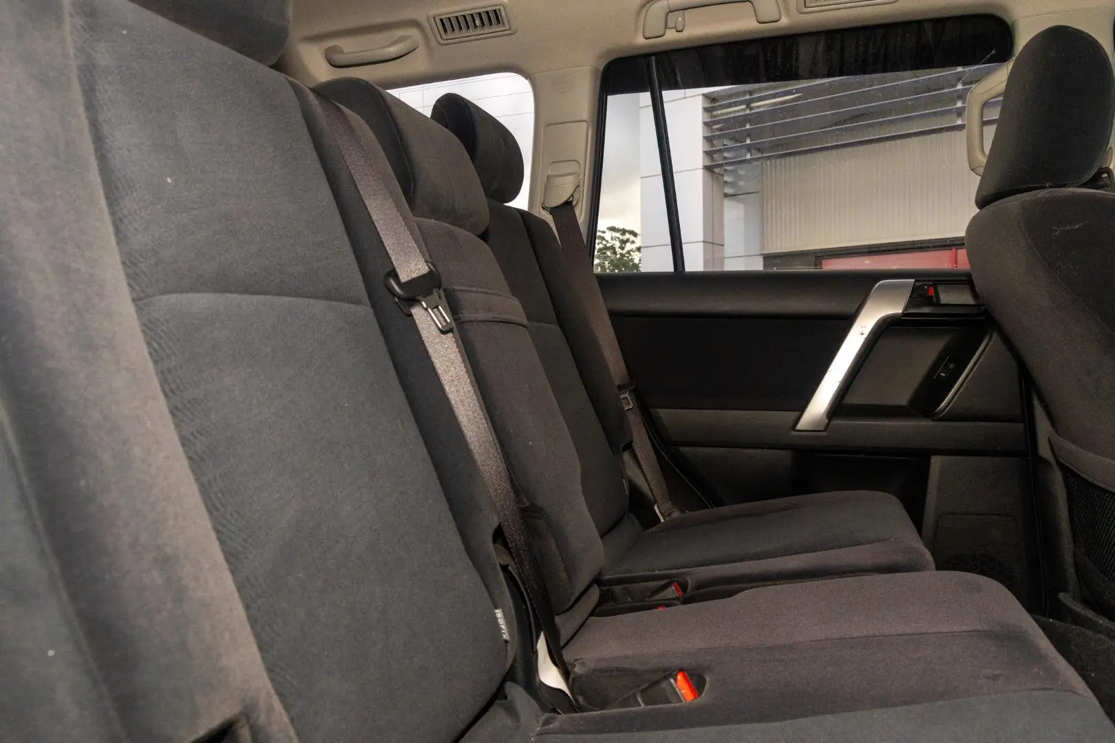 2020 Toyota Landcruiser Prado Gallery Image 9