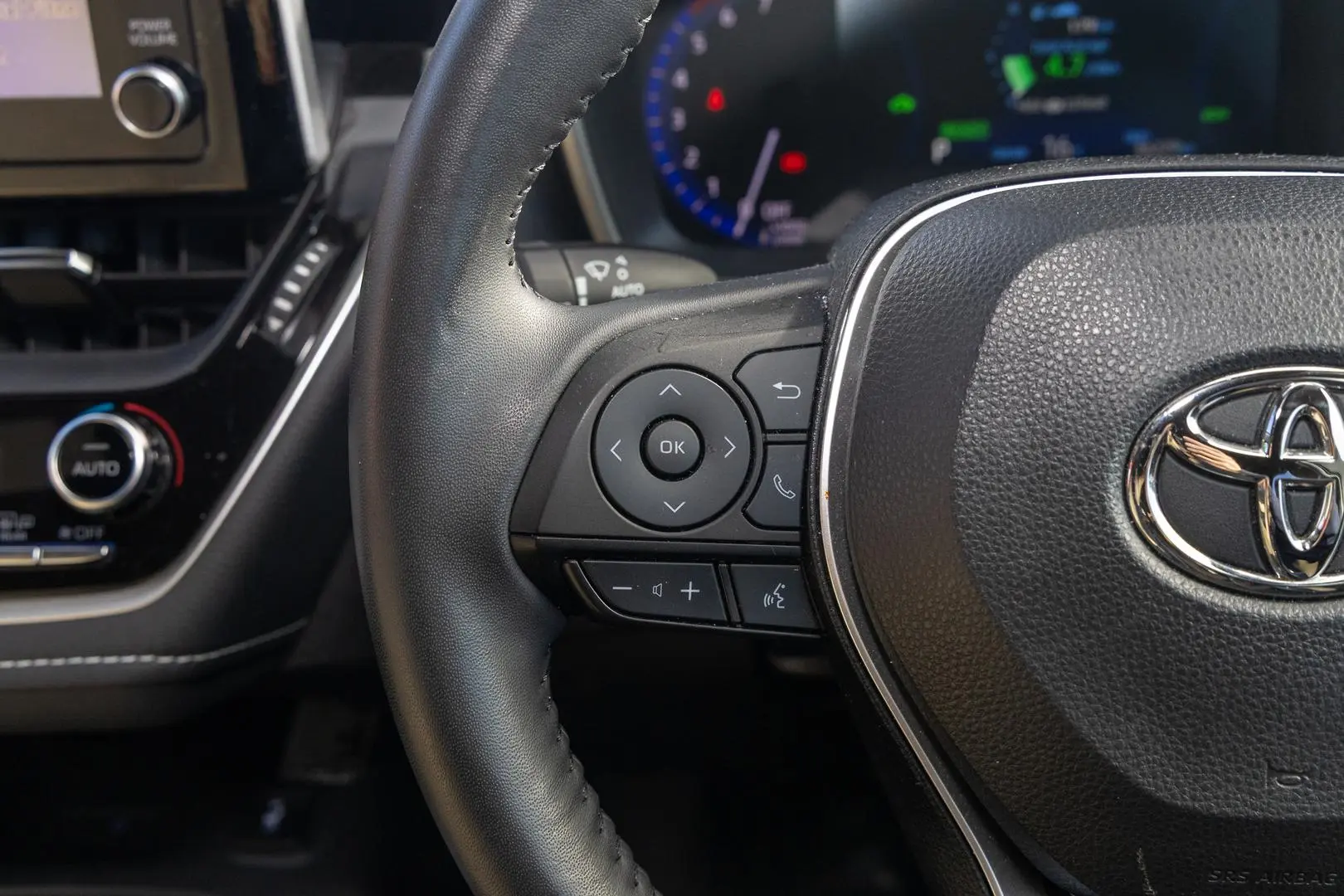 2021 Toyota Corolla Gallery Image 11
