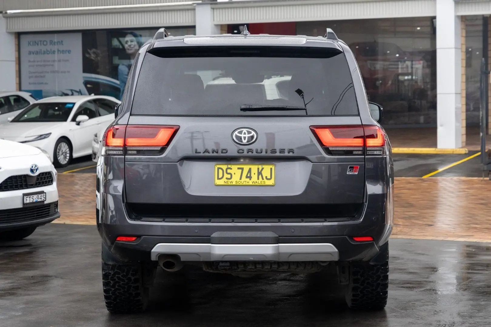 2022 Toyota Landcruiser Gallery Image 5