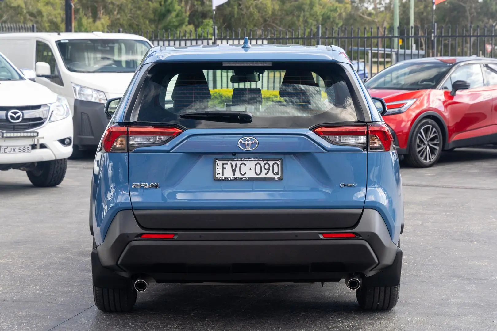 2025 Toyota RAV4 Gallery Image 5
