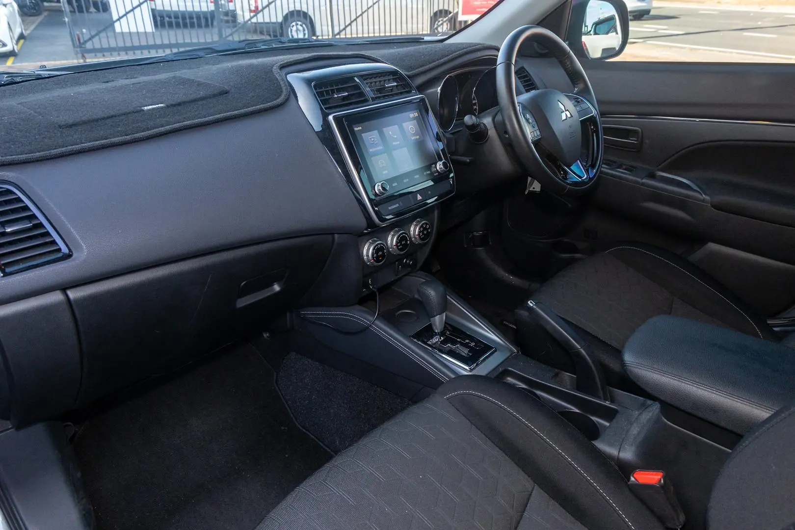 2020 Mitsubishi ASX Gallery Image 8