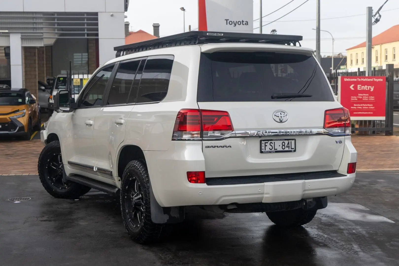 2019 Toyota Landcruiser Gallery Image 2
