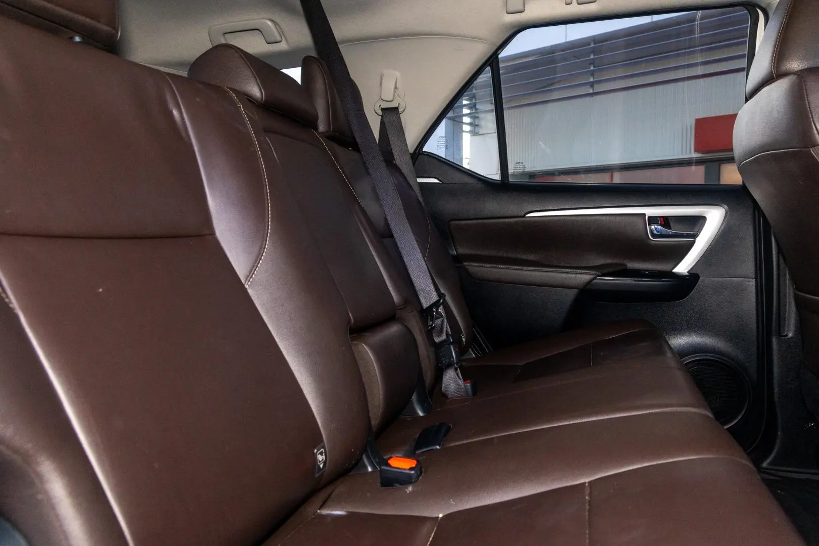 2018 Toyota Fortuner Gallery Image 9